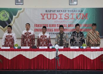 Yudisium Fisipol Ummat: Pesan Dekan Untuk Lulusan Agar Bermanfaat Bagi Masyarakat